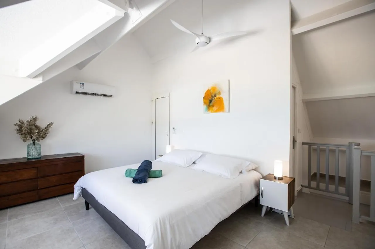 Modern Beach Villa 1150 Sandy Ground Vakantiehuis